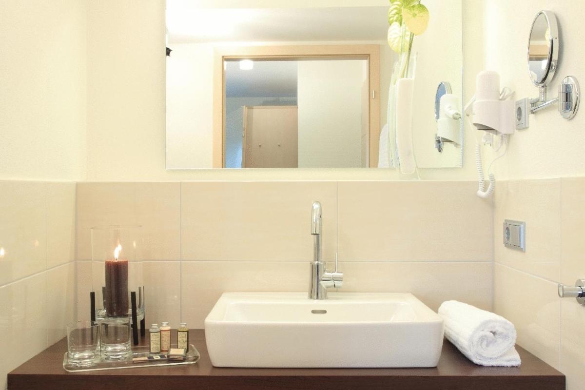 Klozbuecher - Das Landhotel Ellwangen Zewnętrze zdjęcie